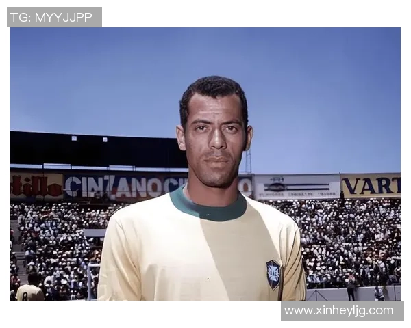 8月30日出生的足球传奇球员及其精彩人生与职业生涯回顾 8月30日出生的足球传奇球员及其精彩人生与职业生涯回顾