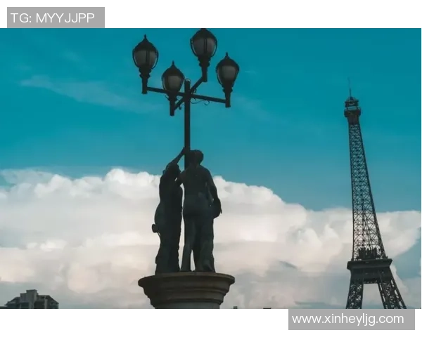 足球场上的浪漫誓言 球星们用情话诠释爱的力量与深情